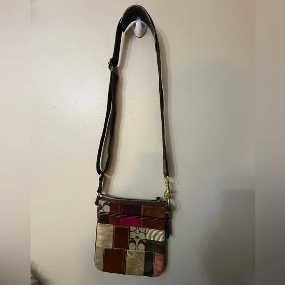 Vintage Coach #10489 Multicolor Patchwork Crossbody Bag - Picture 5 of 12